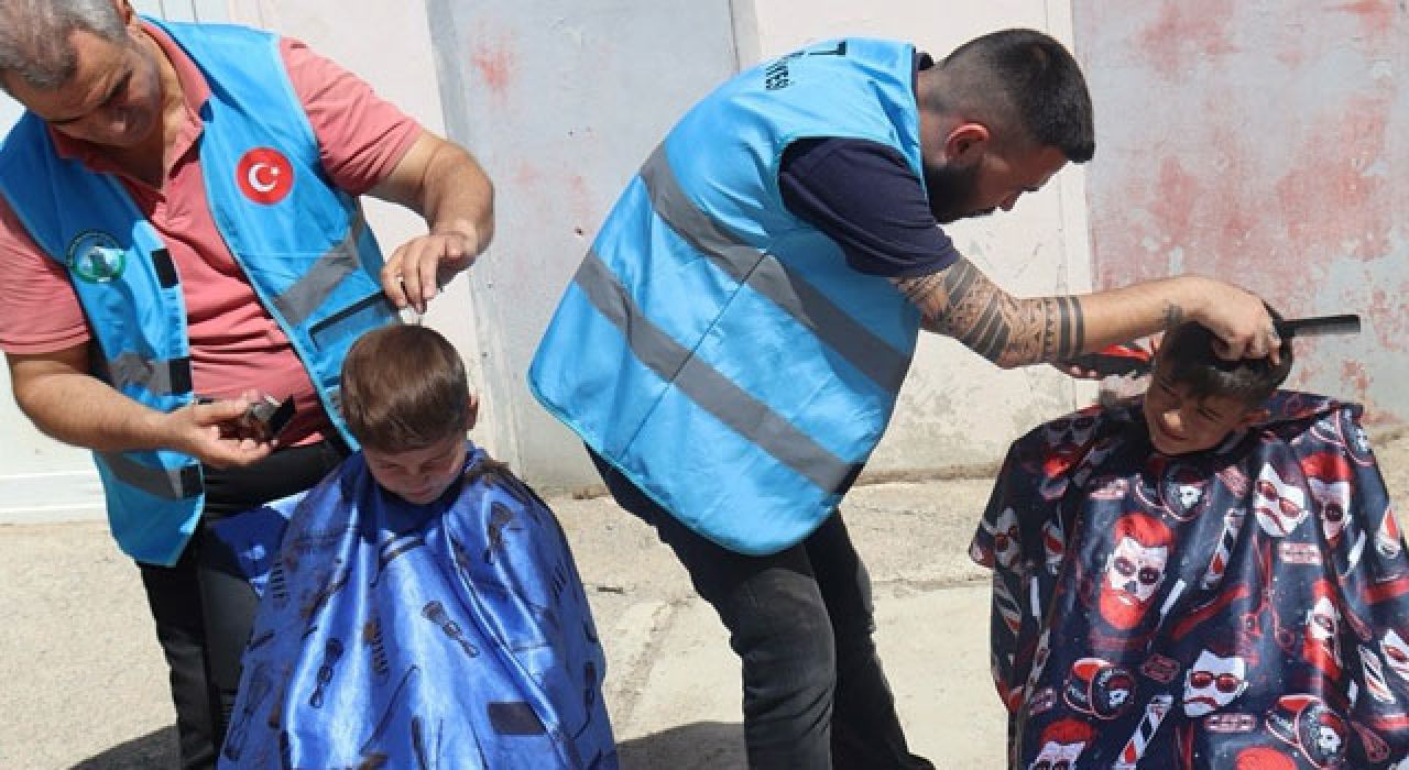 Feke Belediyesi’nden Öğrencilere Ücretsiz Saç Tıraşı Hizmeti