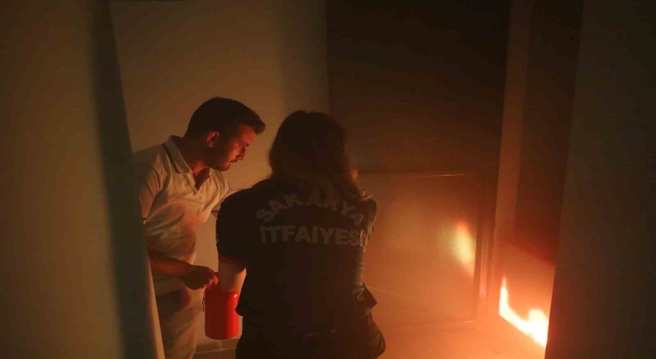 Felaket anında yapılması gerekenleri simülasyonla öğrendiler