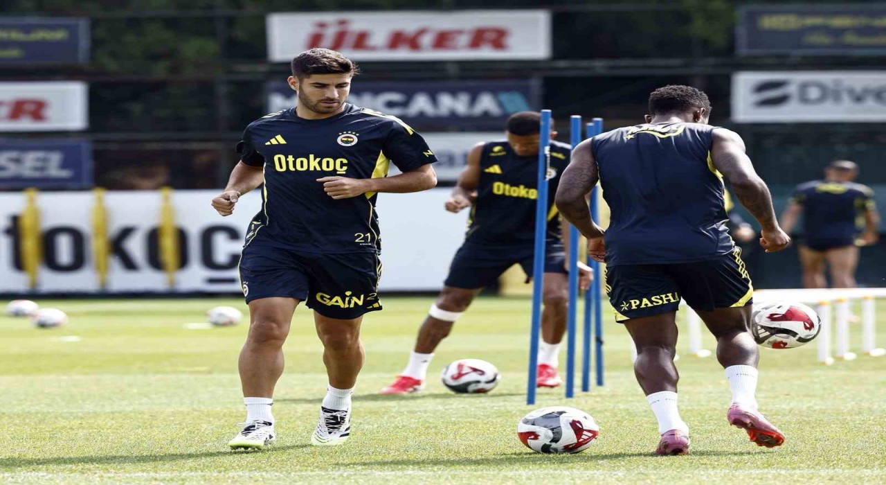 Fenerbahçe, Corendon Alanyaspor maçı hazırlıklarına başladı