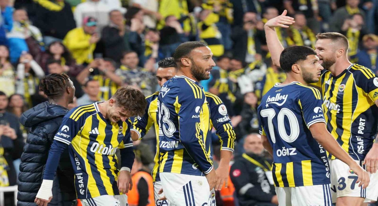 Fenerbahçe, ligde 2 maç sonra kazandı