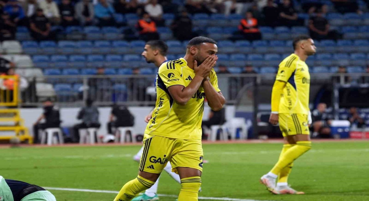 Fenerbahçede puan kayıpları devam ediyor