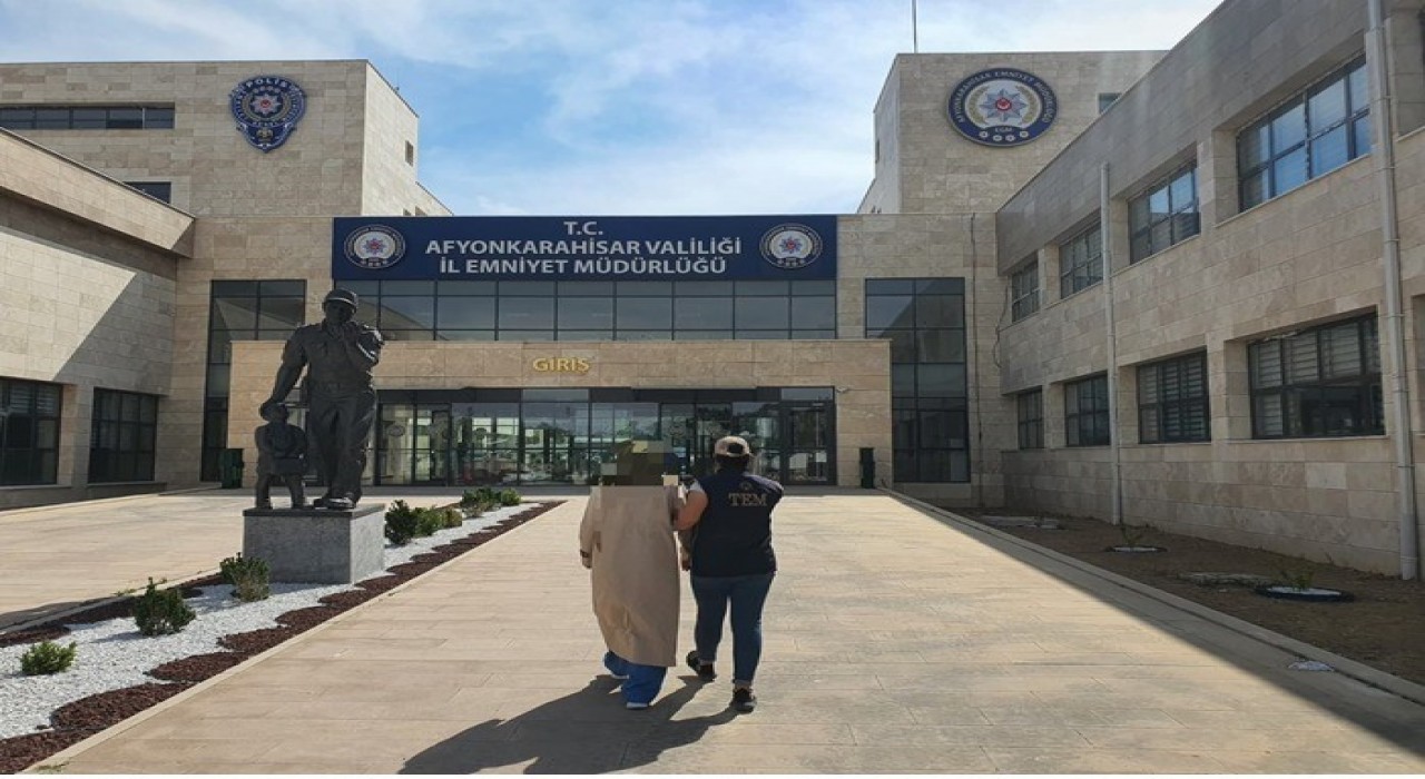 FETÖden aranan sözde büyük bölge talebe mesulü yakalandı