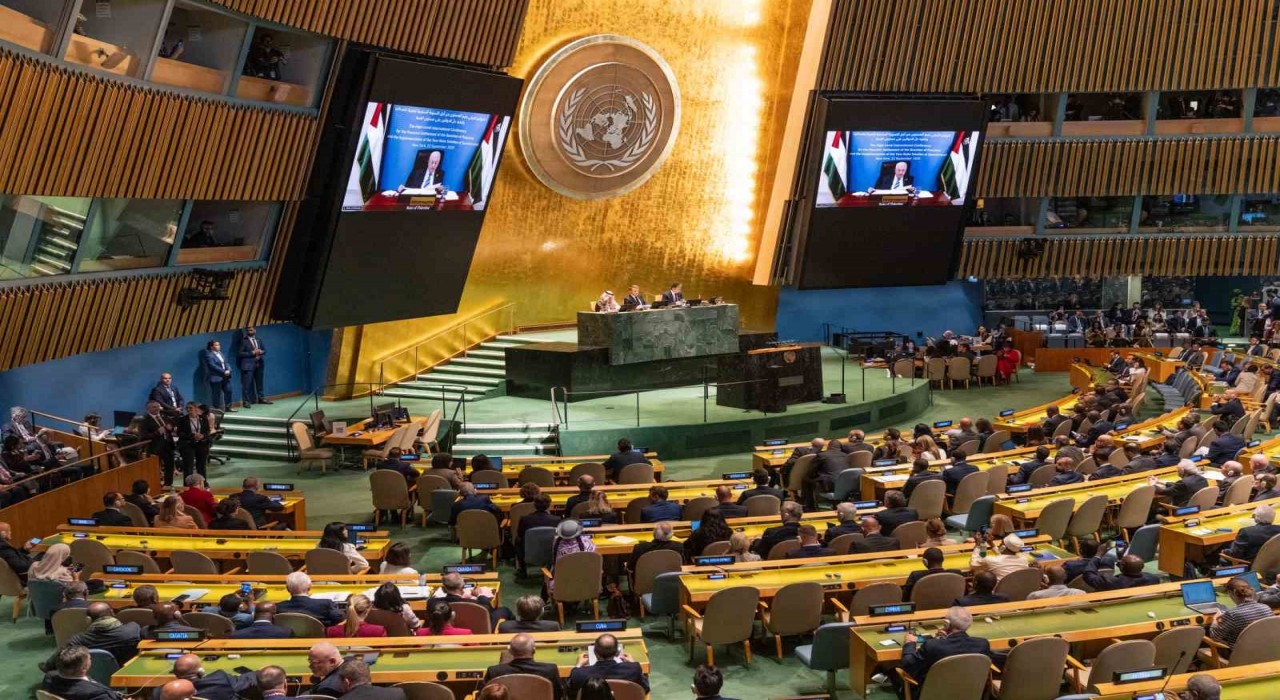 Filistin Devlet Başkanı Abbas: Hamasın Gazze yönetiminde hiçbir rolü olmayacak