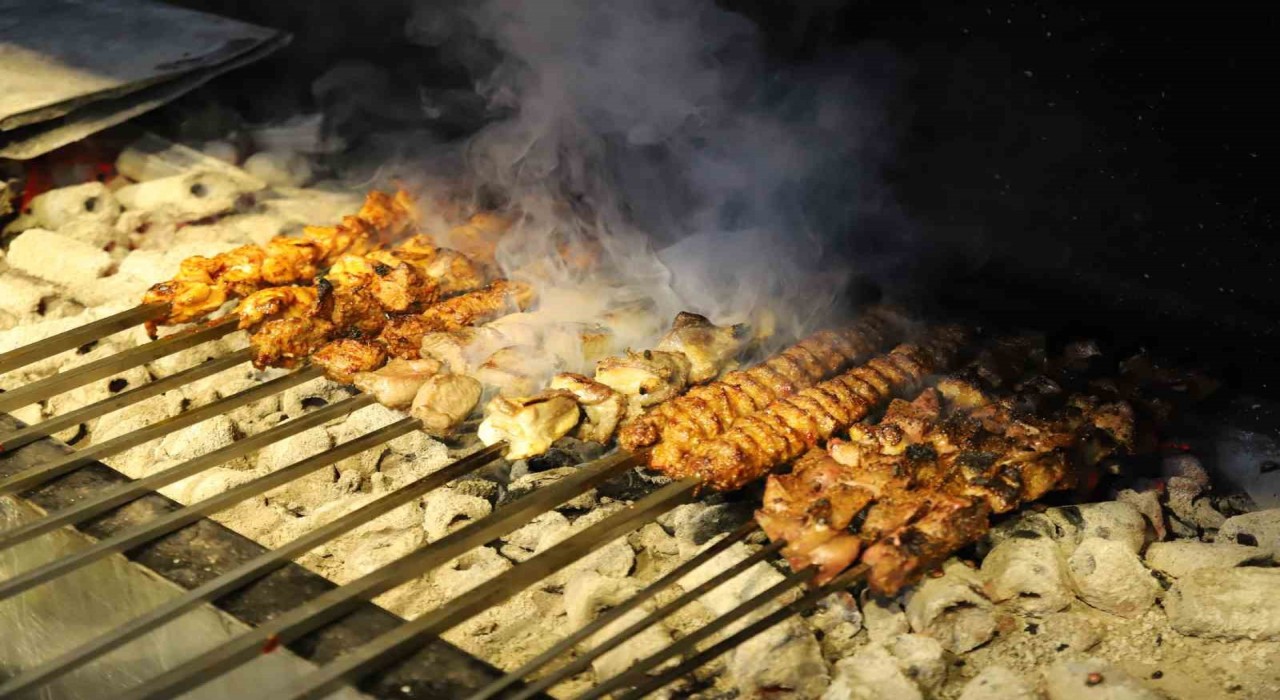 Gaziantep zengin mutfağıyla damakları tatlandırıyor