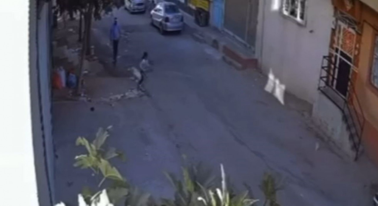 Gaziantepte güpegündüz çocuk kaçırma girişimi son anda engellendi