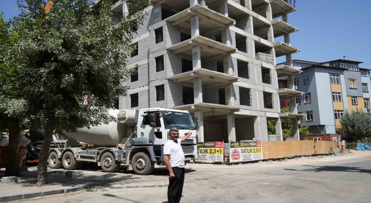 Gaziantepte yerinde dönüşümle yeni binalar yükseliyor