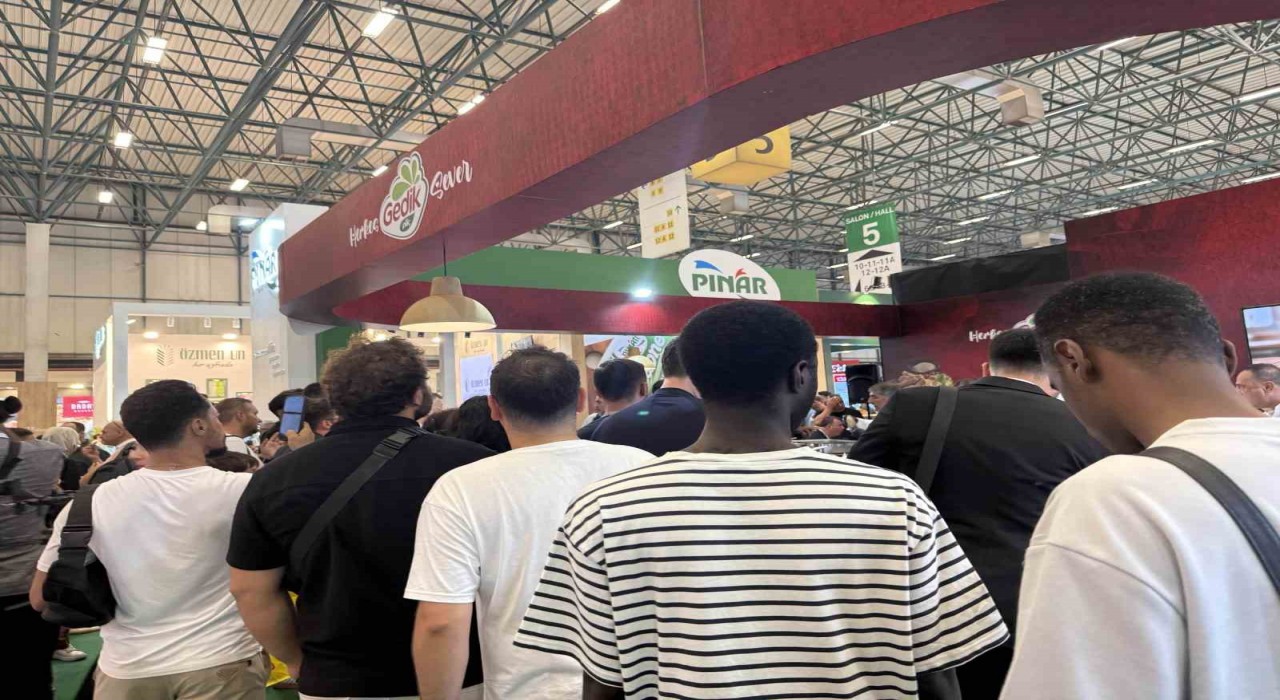Gedik Piliç standına World Food İstanbul Fuarında yoğun ilgi