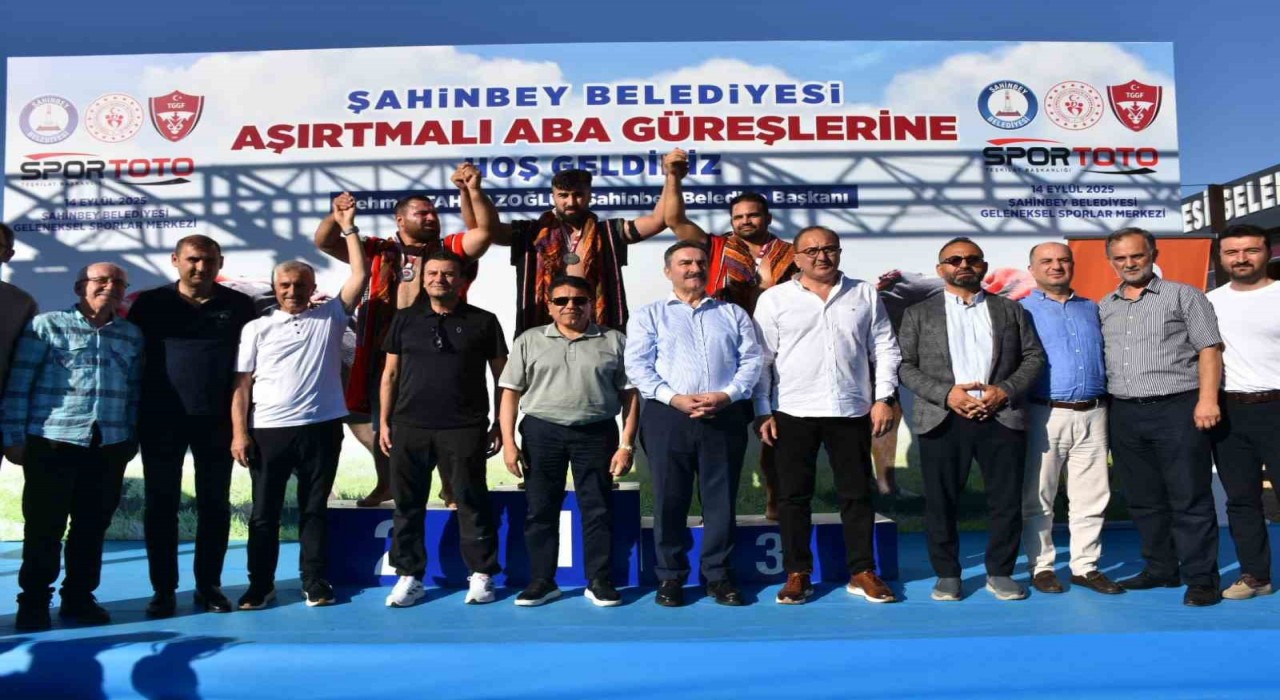 Geleneksel Aba Güreşi Türkiye Şampiyonasında başpehlivan belli oldu