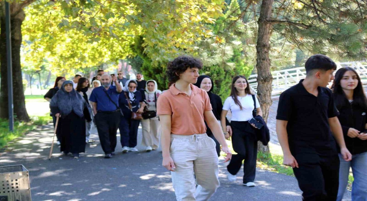 Gençler ve büyükler aynı parkta: Hareketlilik Haftasında anlamlı kutlama