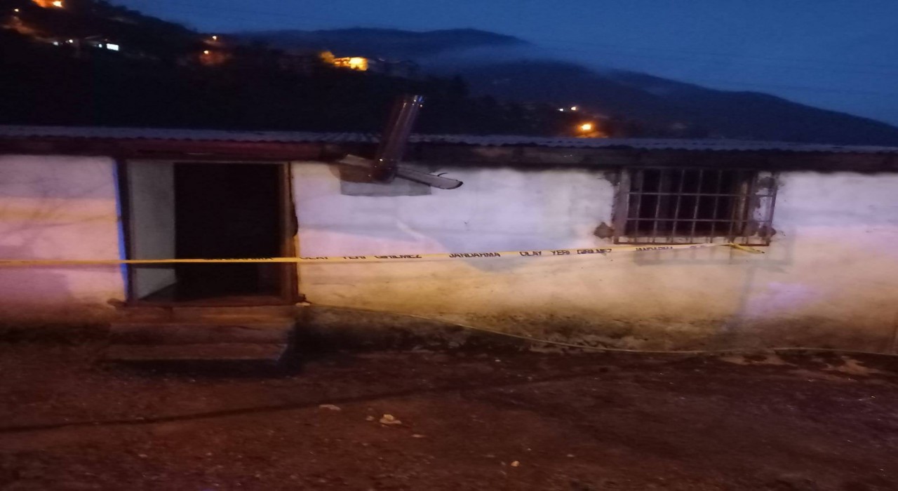 Giresunda ev yangını: 1 ölü