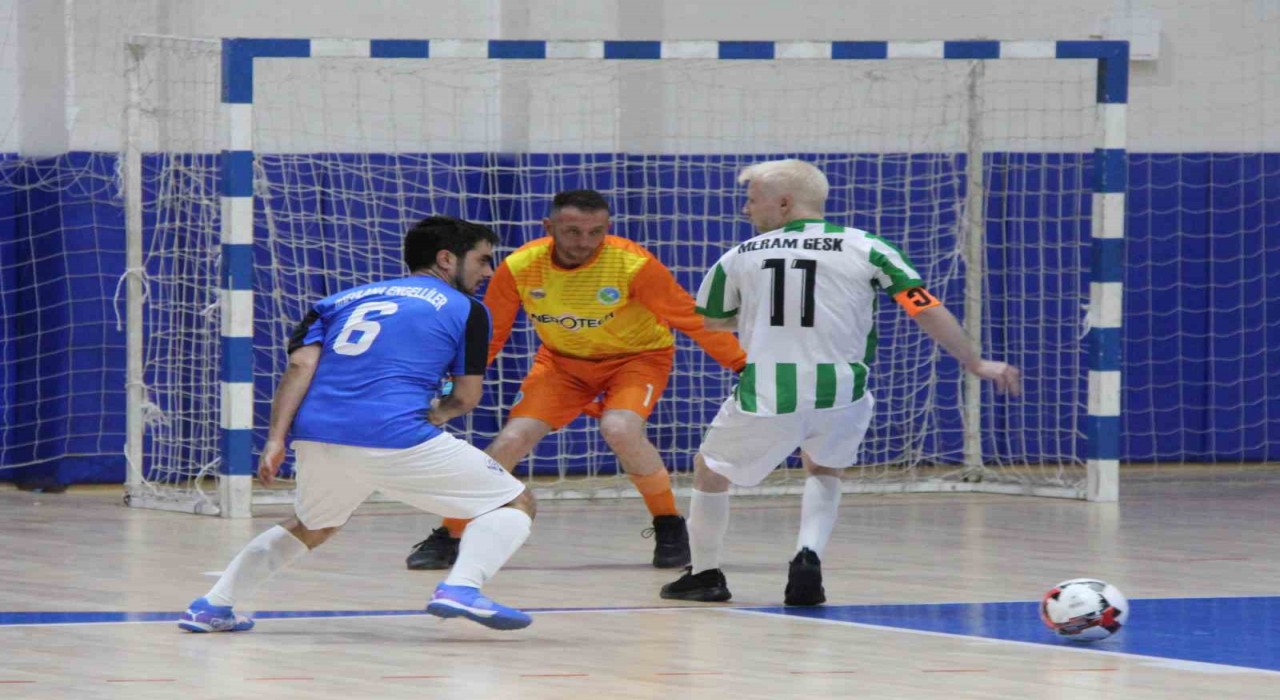 Görme Engelliler Futsal heyecanı Sivasta başladı