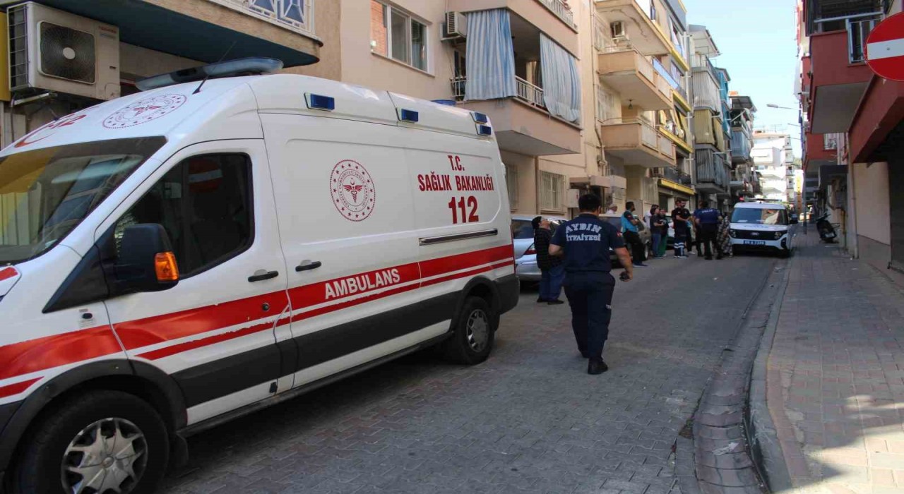 Haber alınamayan yaşlı kadın resim kursundan çıktı