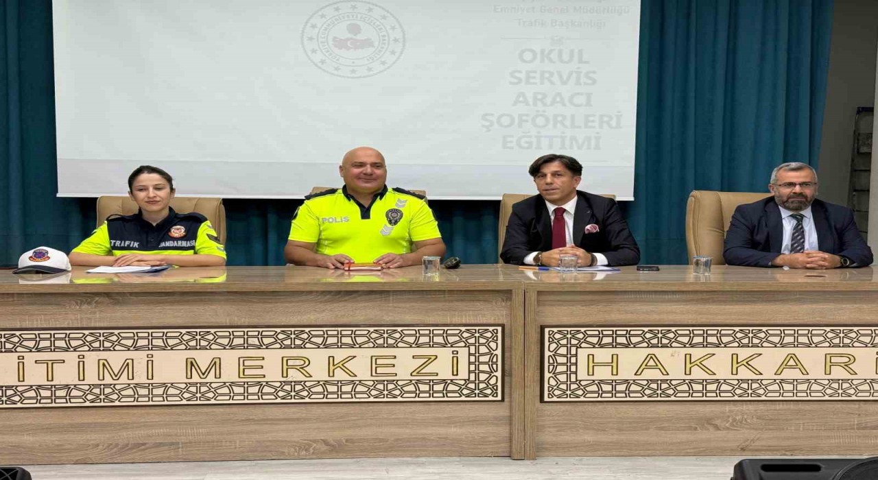 Hakkâride ‘Öncelik Çocuk Güvenliği toplantısı