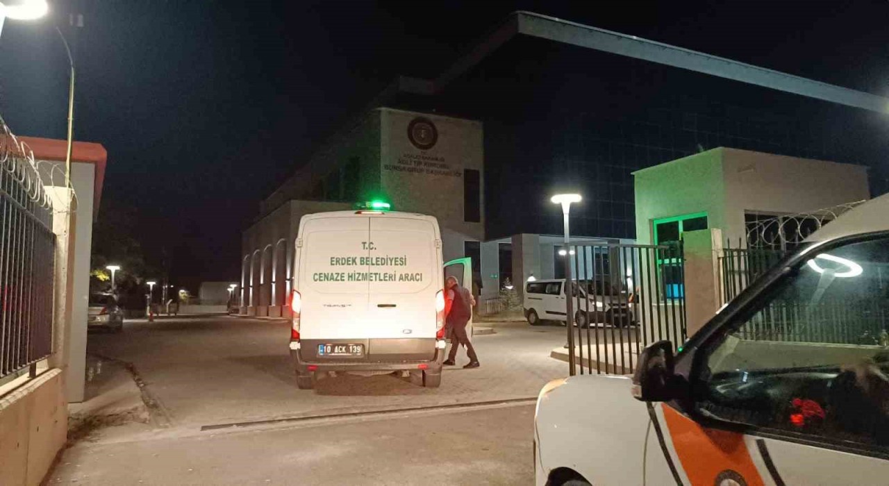 Halit Yukaya ait olduğu değerlendirilen cansız beden Bursa Adli Tıp Kurumuna getirildi