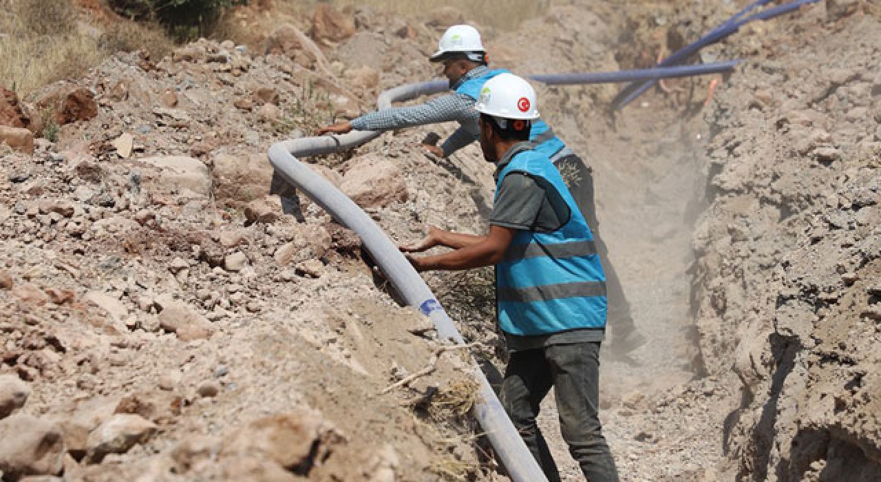 Hatay Büyükşehir Belediyesi, Hassa’da Su Sorununu Çözüyor