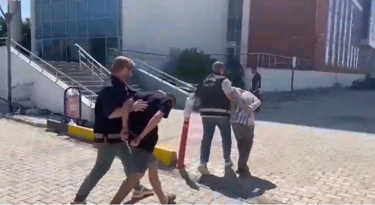 Hatayda hapis cezası ile aranan 4 kişi yakalandı