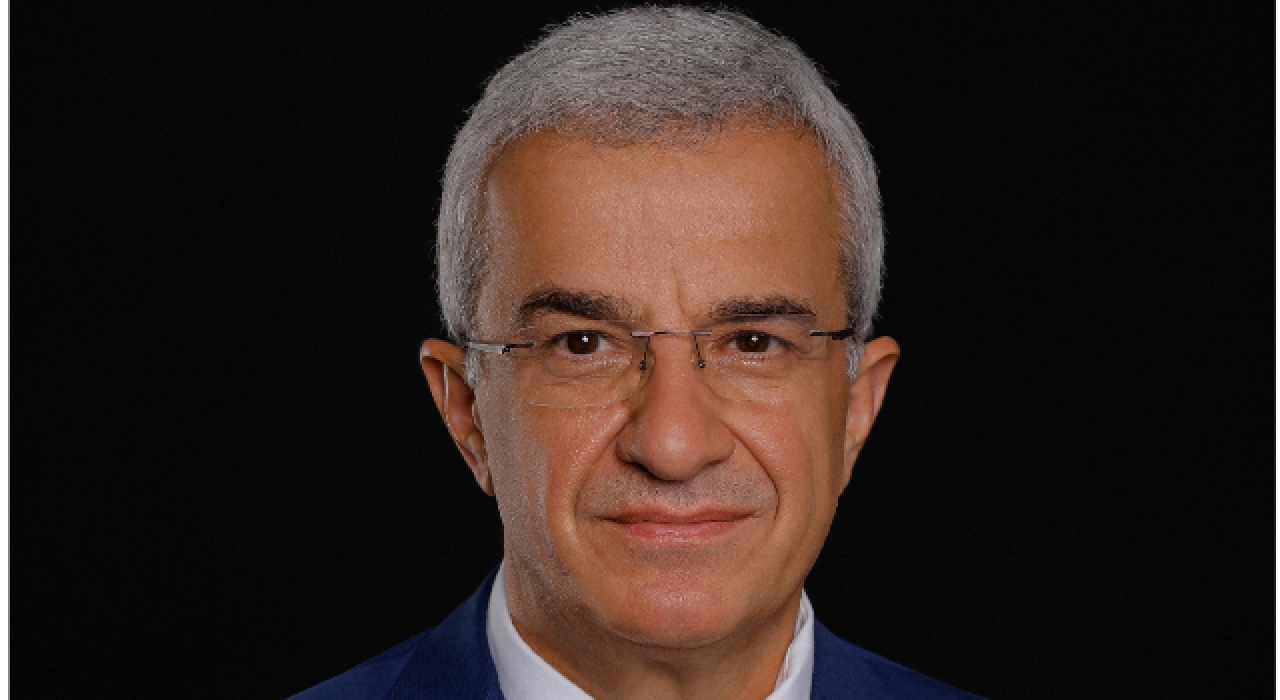 Hayat Holding’de Prof. Dr. Davut Kavranoğlu Göreve Başladı