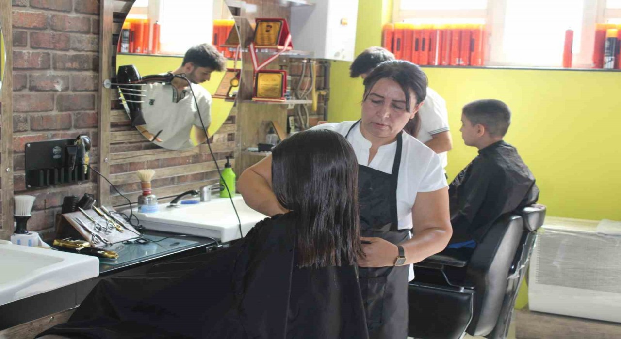 Haydi çocuklar muhtar tıraşına