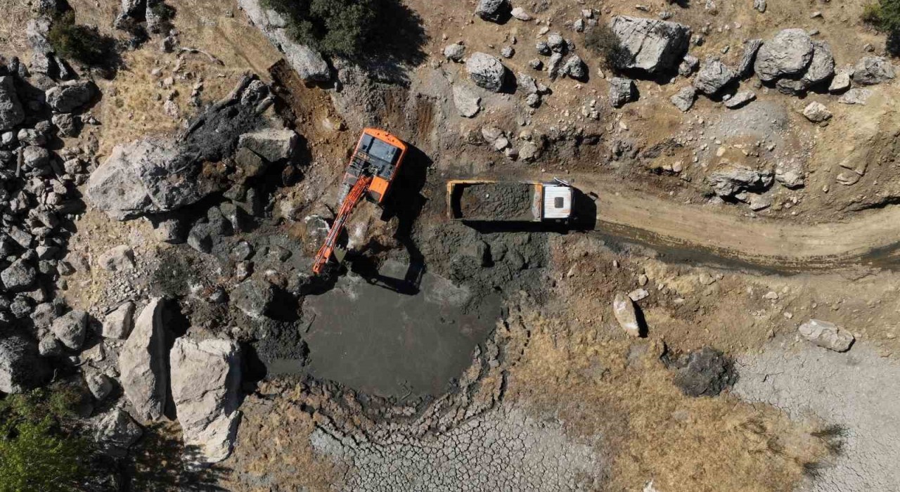 Hazrodaki gölet onarıldı