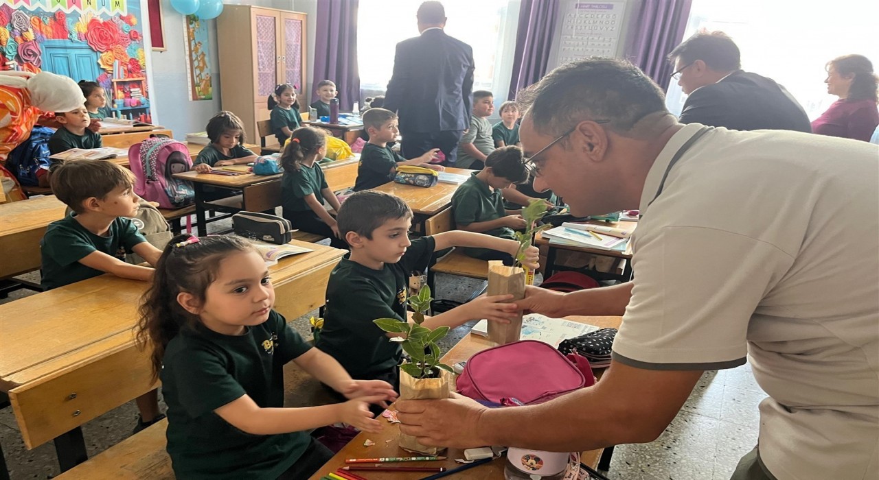 Her çocuk bir fidan, ilk ders yeşil vatan etkinliği Mersinde gerçekleştirildi