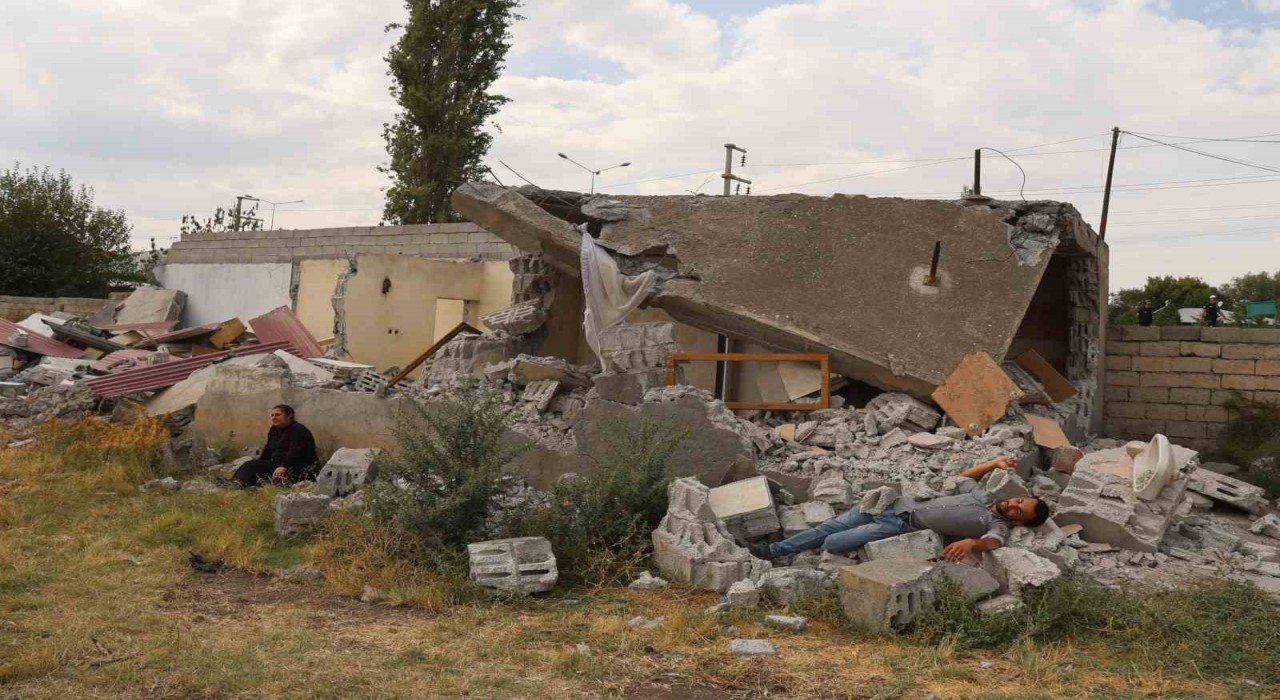 Iğdırda 715 kişinin katılımıyla deprem tatbikatı yapıldı