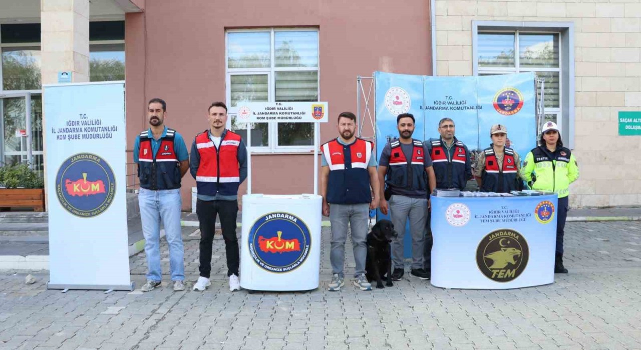 Iğdırda üniversite öğrencilerine güvenlik ve farkındalık eğitimi