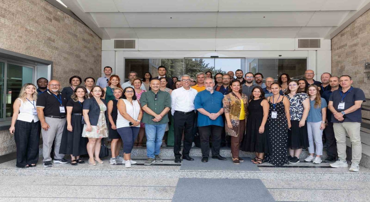 İngilizce eğitimde yenilikçi güç birliği