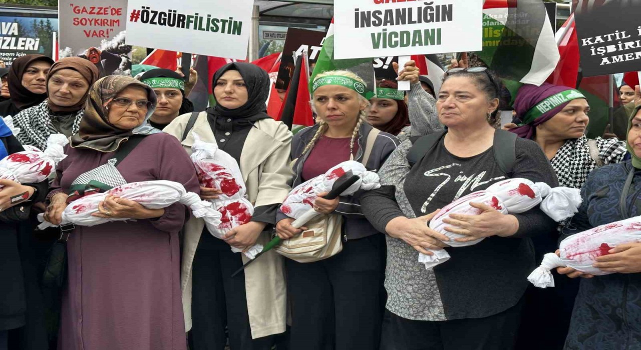İsrailin devam eden bebek katliamını protesto ettiler