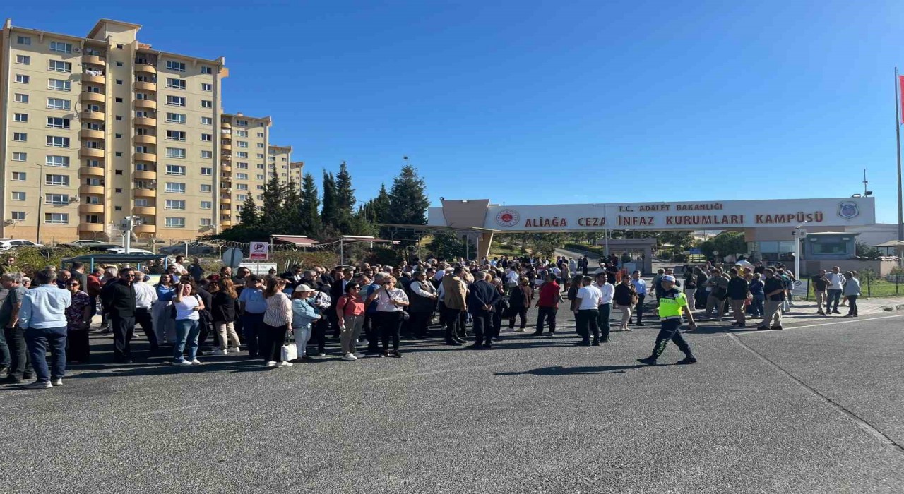 İzmir Büyükşehir yolsuzluk davasında Soyer ve Aslanoğlu savunmalarını yaptı