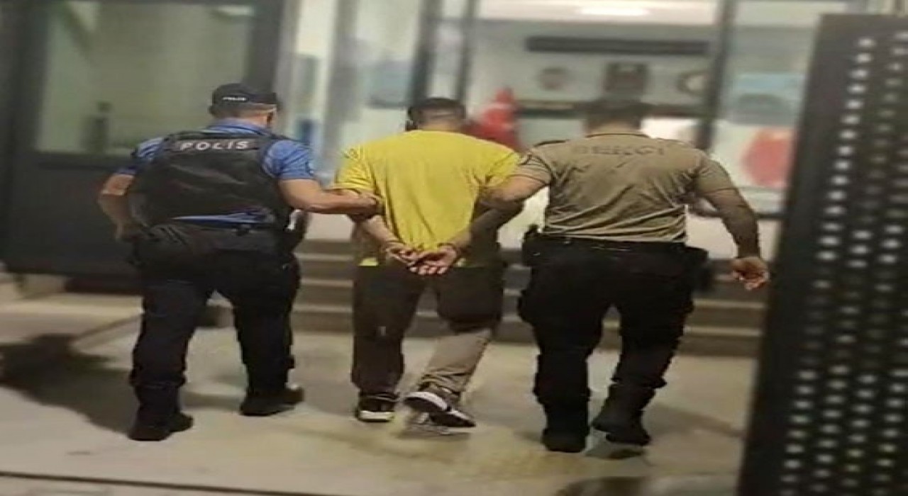 İzmirde 19 yıl hapisle aranan firari yakalandı