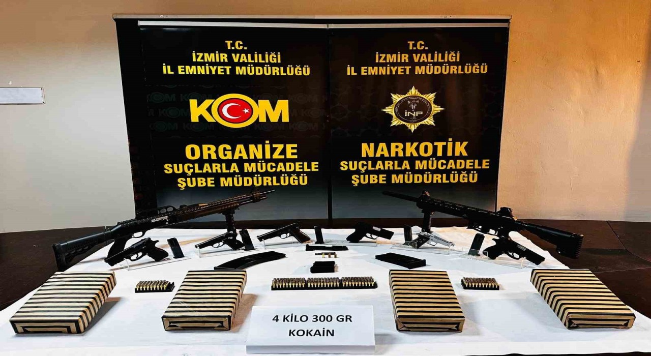İzmirde 4 kilonun üzerinde kokain ele geçirildi