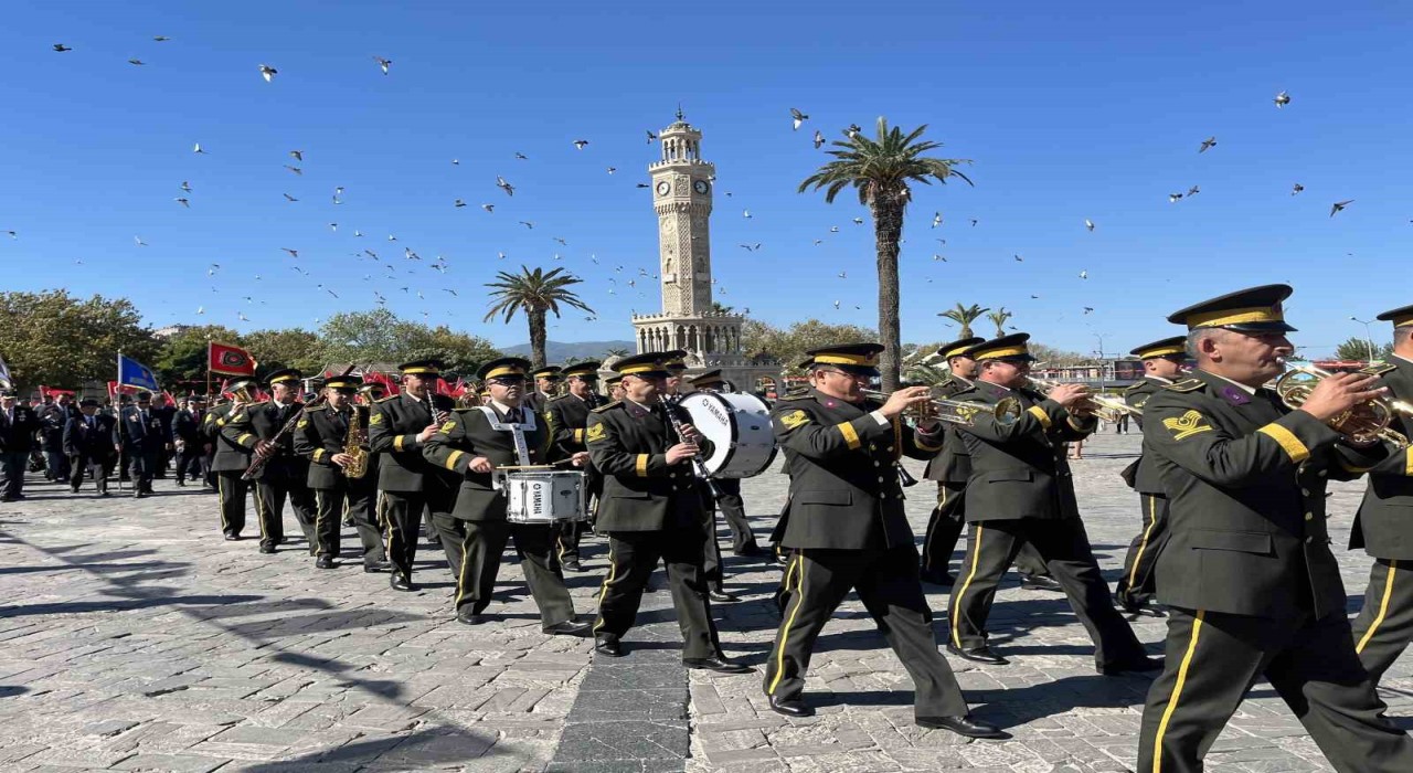 İzmirde kahraman gazilerin gurur günü
