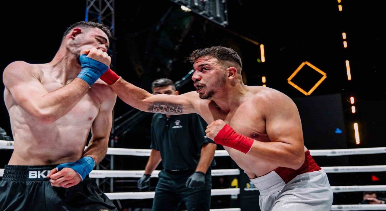 İzmirli şampiyona, ilk tebrik Connor Mc Gregordan