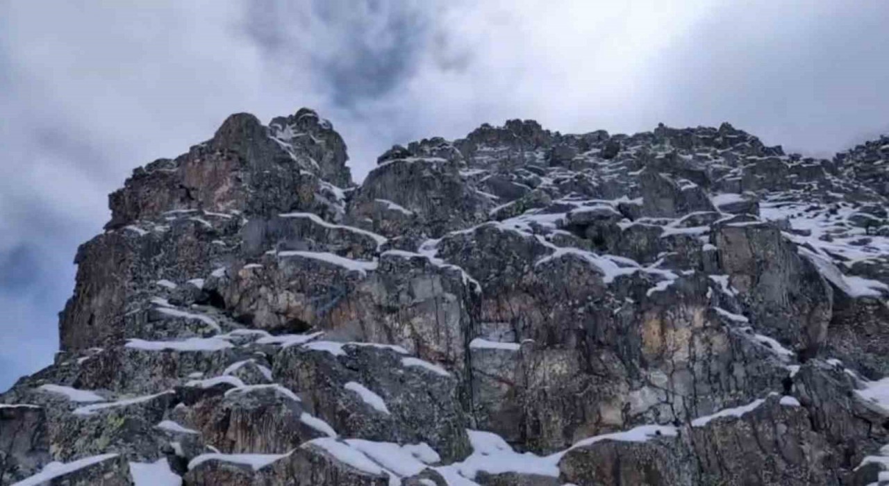 Kaçkarlarda kaybolan Polonyalı dağcılar bölgeden video atarak yardım istedi