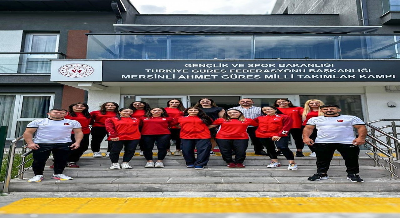 Kadın Güreş Milli Takımı, Dünya Şampiyonasına uğurlandı