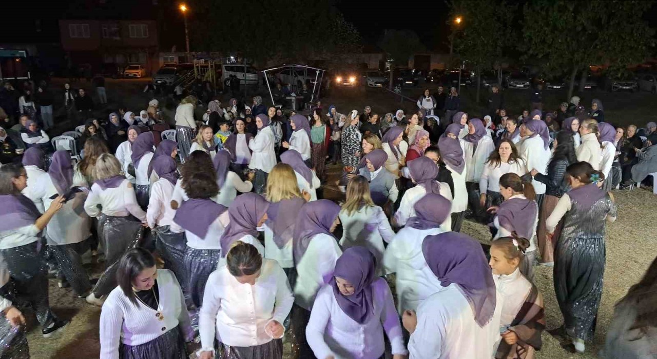 Kadınlar Şalvar Gecesinde buluştu