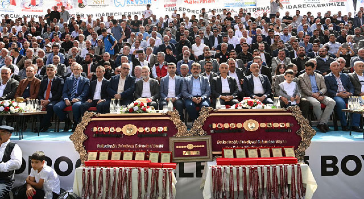 Kahramanmaraş’ta Şalvar Güreşi Şöleni Büyük İlgi Gördü