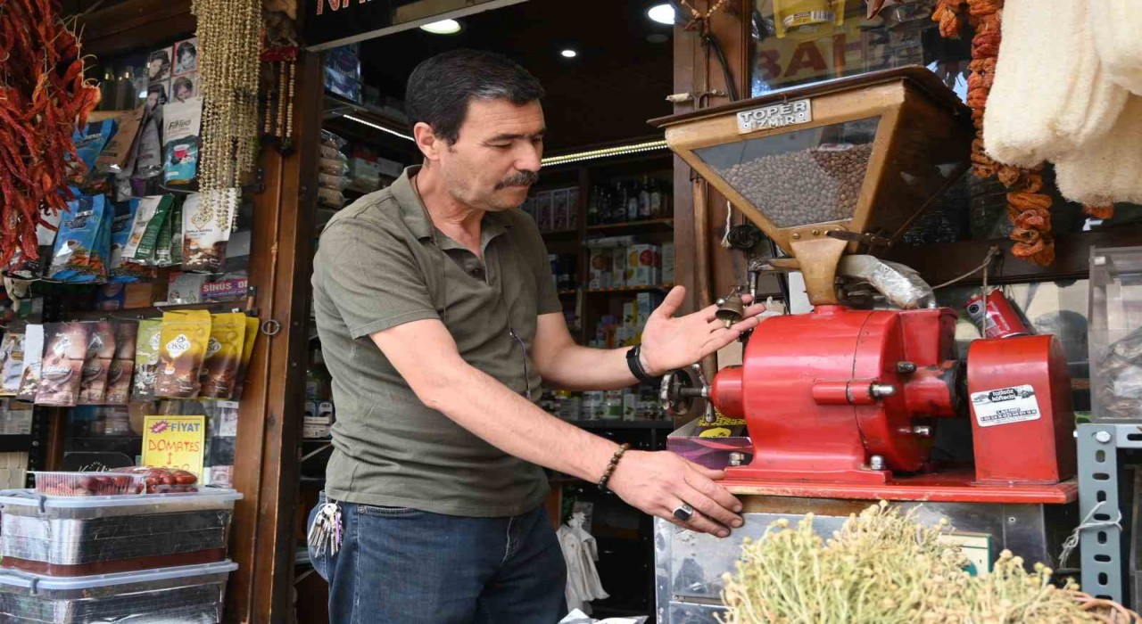 Kahvecilerin yarım asırlık Koyun çalı geleneği