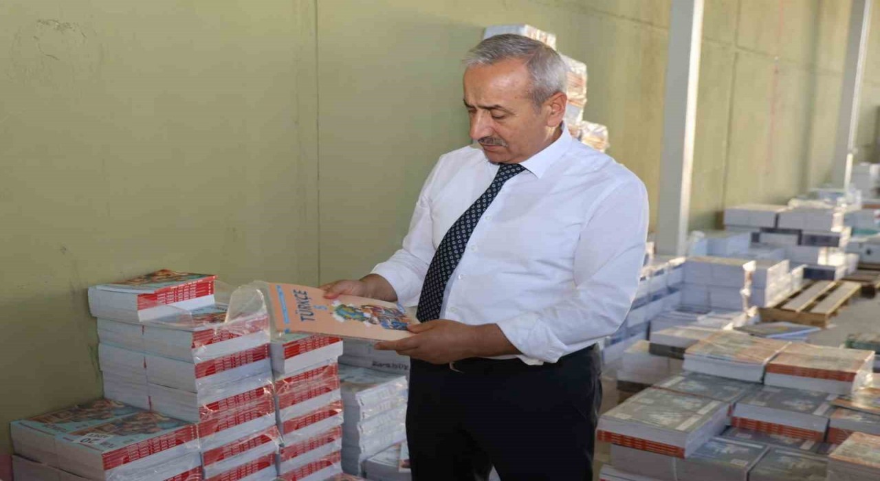 Karabükte 272 bin ders kitabı dağıtılacak