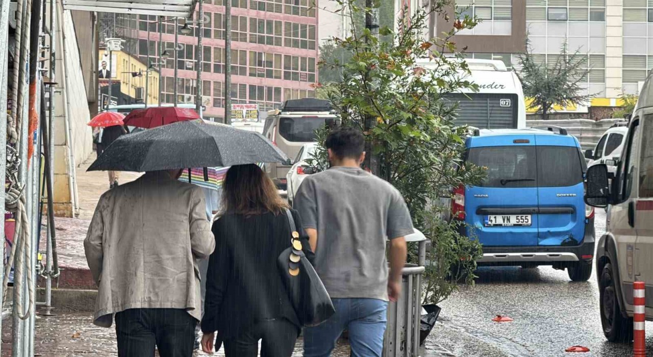 Karabükte 3.5 ay sonra etkili olan sağanak nefes aldırdı