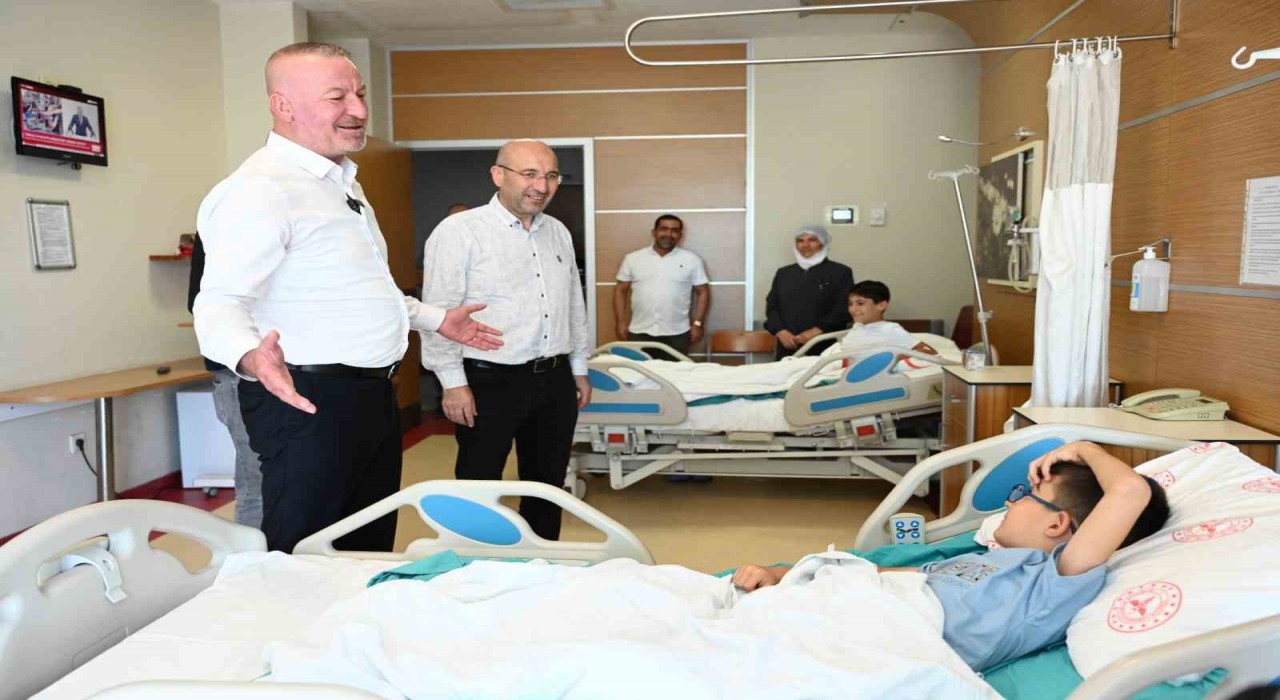 Karacabeyde toplu sünnet şöleni