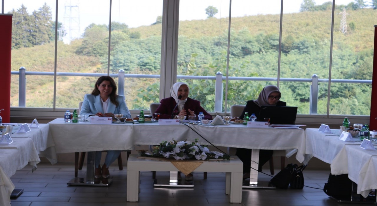 Karadeniz Bölgesi Kadın Hizmetleri Bölgesel İstişare Toplantısı Trabzonda gerçekleştirildi