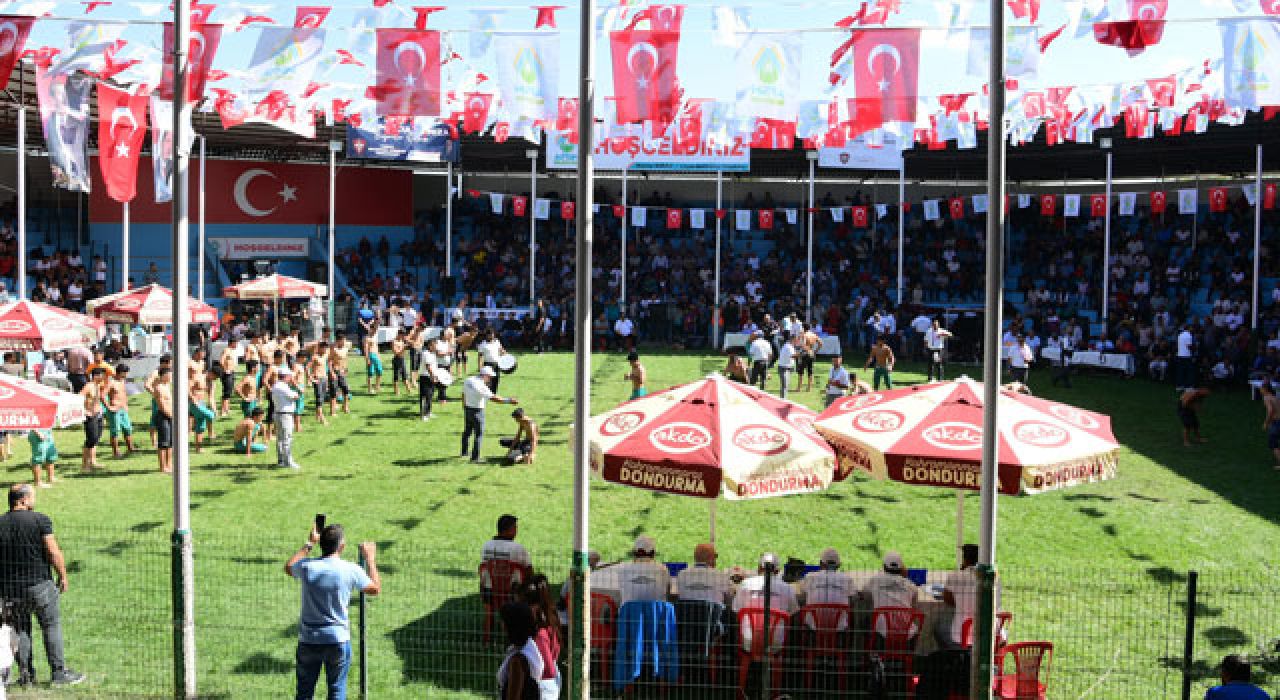 Karakucak Güreş Festivali Coşkuyla Gerçekleşti