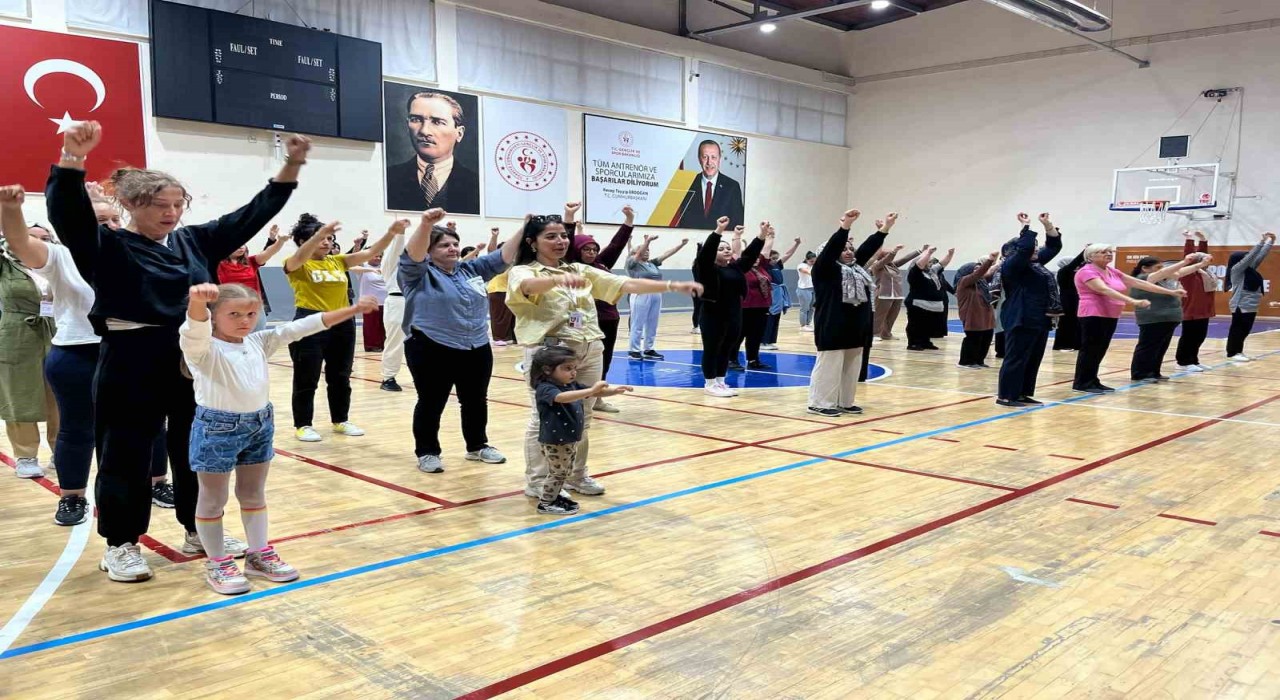 Karamanda Halk Sağlığı Haftasında pilates etkinliği