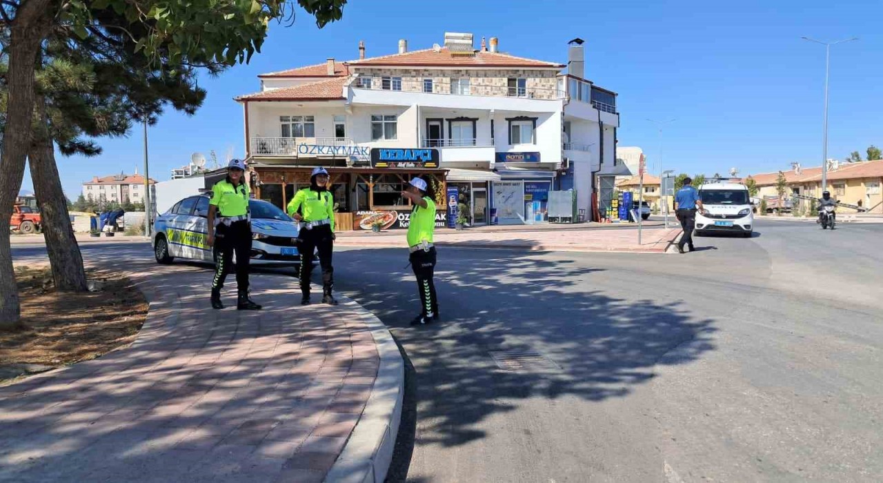 Karamanda kaza yapan sürücü aracı bırakıp gitti