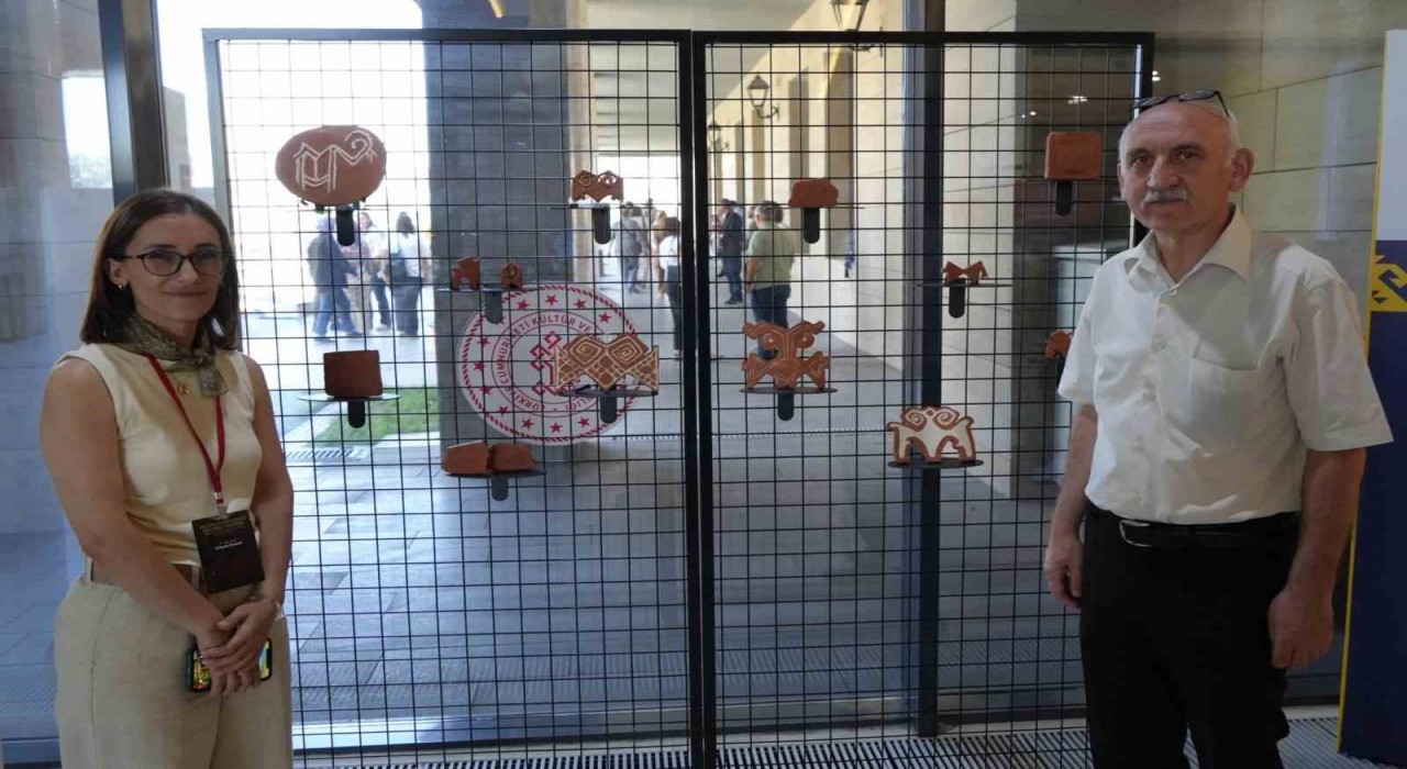 Karazın Koçları seramik baskıda buluştu