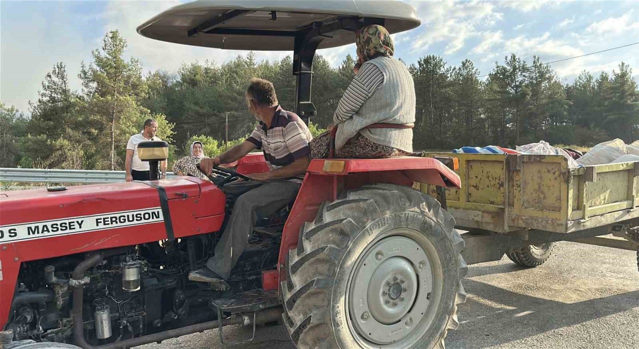 Kastamonu-Karabük sınırındaki iki orman yangını sebebiyle 5 köy tahliye edildi