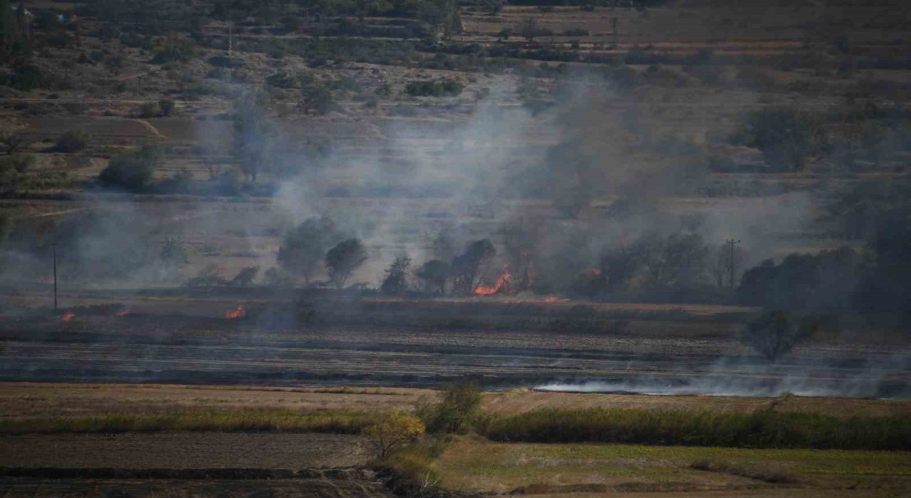 Kastamonuda çeltik tarlasında çıkan yangın söndürüldü