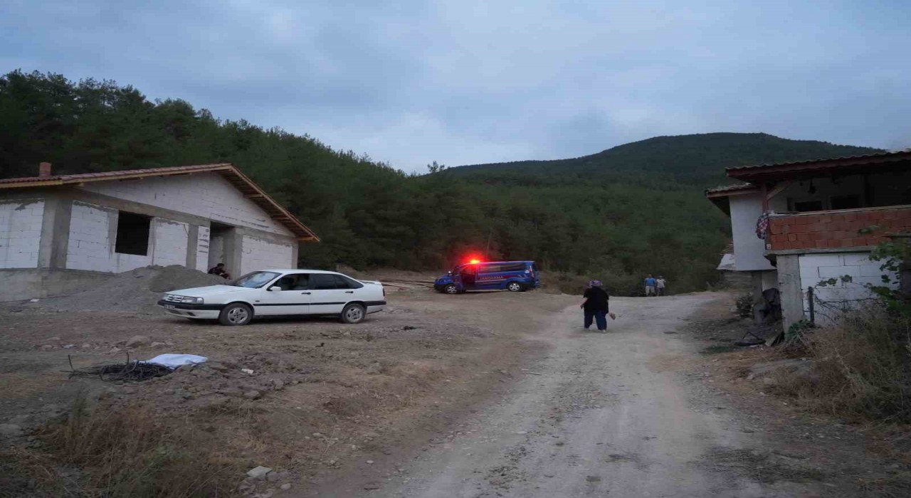 Kastamonuda tahliye edilen köylerde vatandaşların endişeli bekleyişi