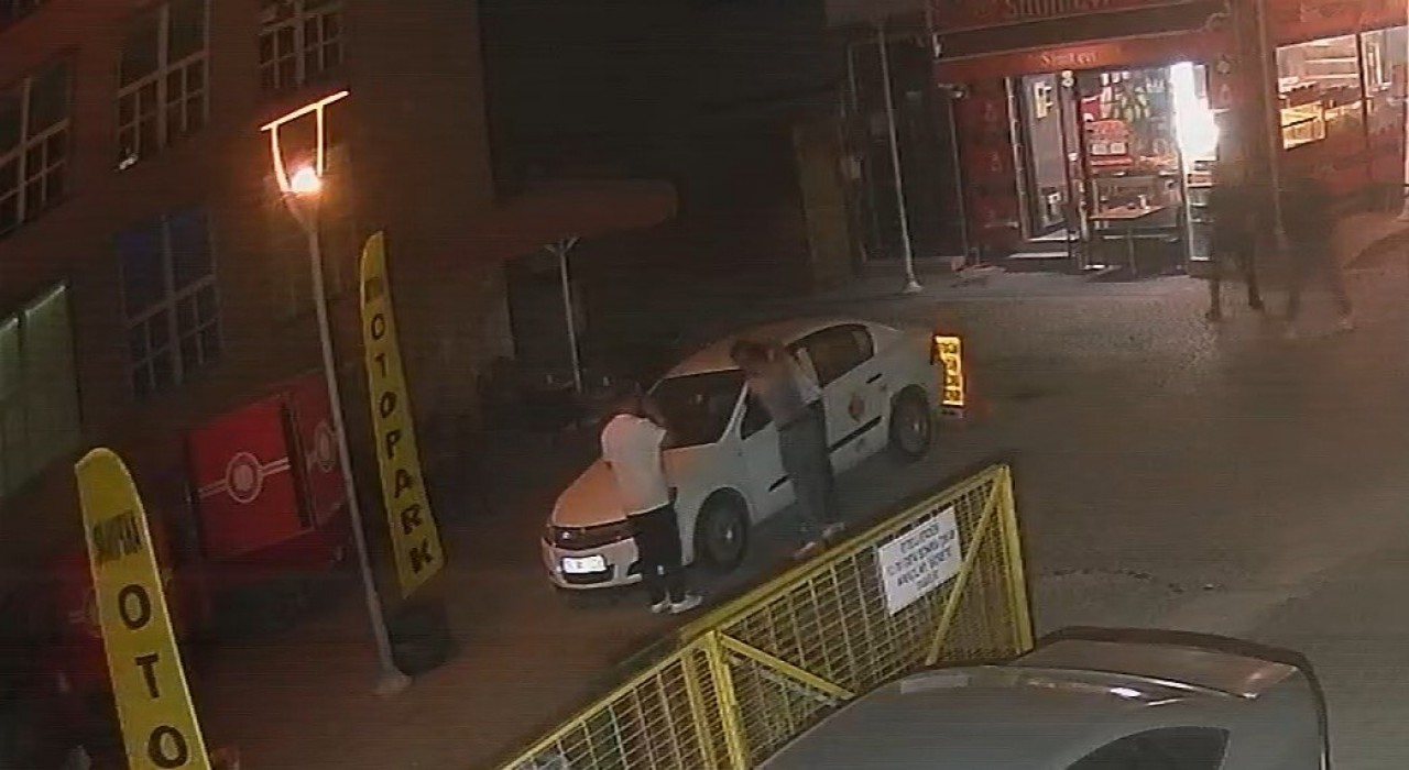 Kavgada boynu kesilen kişi 10 dakikada hastaneye yetiştirildi: Operasyon sonrası hayata tutundu